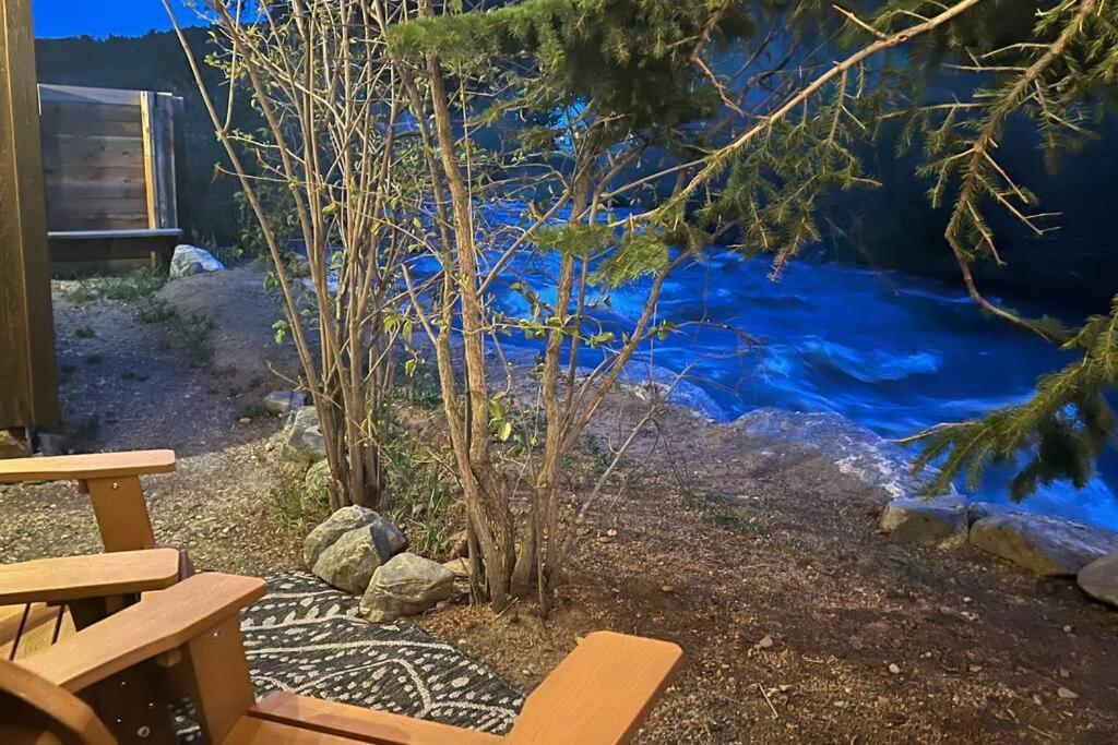 Thorpe On The Water. Creekside Nederland Cabin. Buitenkant foto