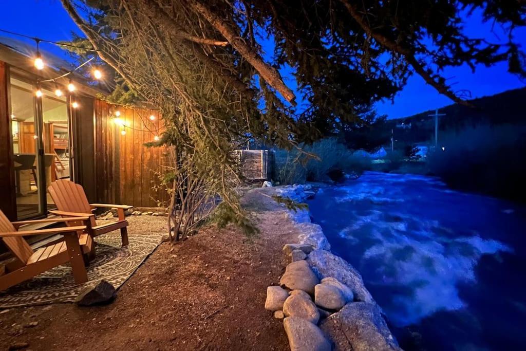 Thorpe On The Water. Creekside Nederland Cabin. Buitenkant foto